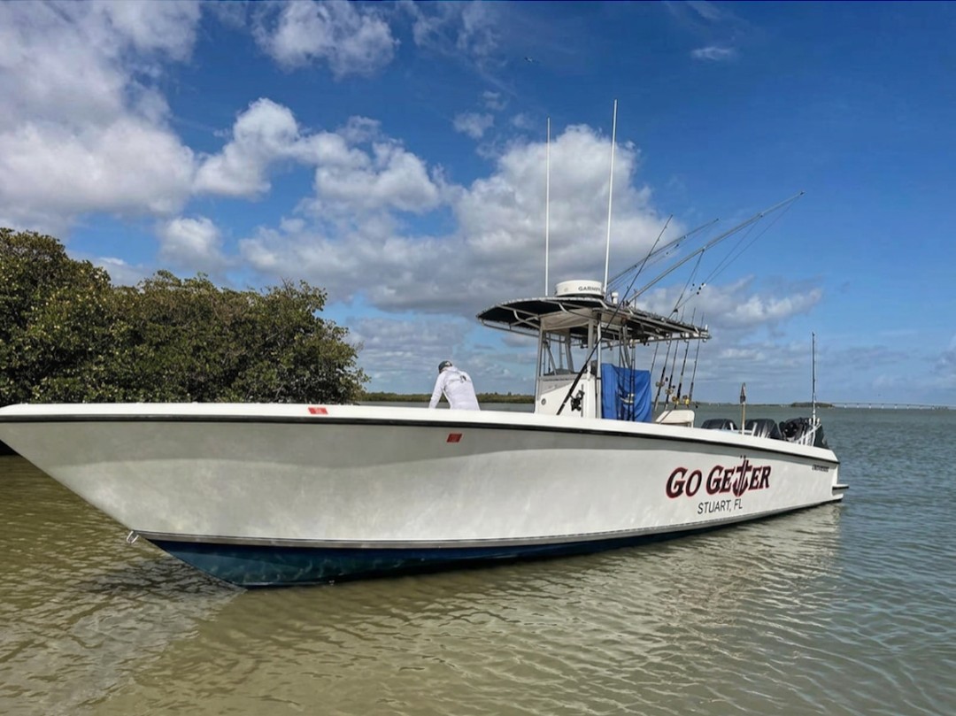 Our 36 Contender, the Go Getter, is built for one thing: putting you on fish 🚤 Smooth ride, serious range, and everything you need for a full day offshore. Whether we're chasing sailfish or running to the mahi grounds, this boat handles it all.
Ready to experience it for yourself? Book at stuartsportfishing.com or call us at 772-202-0623
#StuartSportFishing #SportFishing #OffshoreFishing #FishingCharter #Contender #CenterConsole #CenterConsolesOnly #FloridaFishing #Fishing